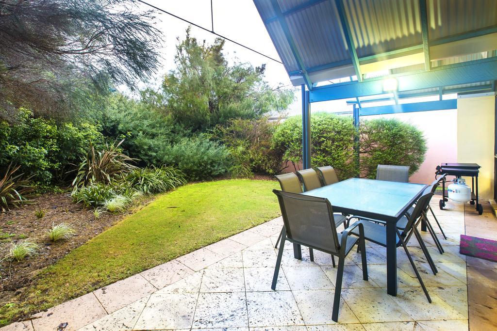 Whalers Cove Villas Dunsborough Szoba fotó