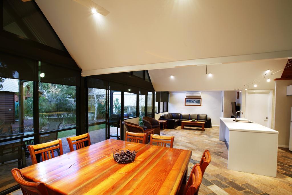 Whalers Cove Villas Dunsborough Szoba fotó